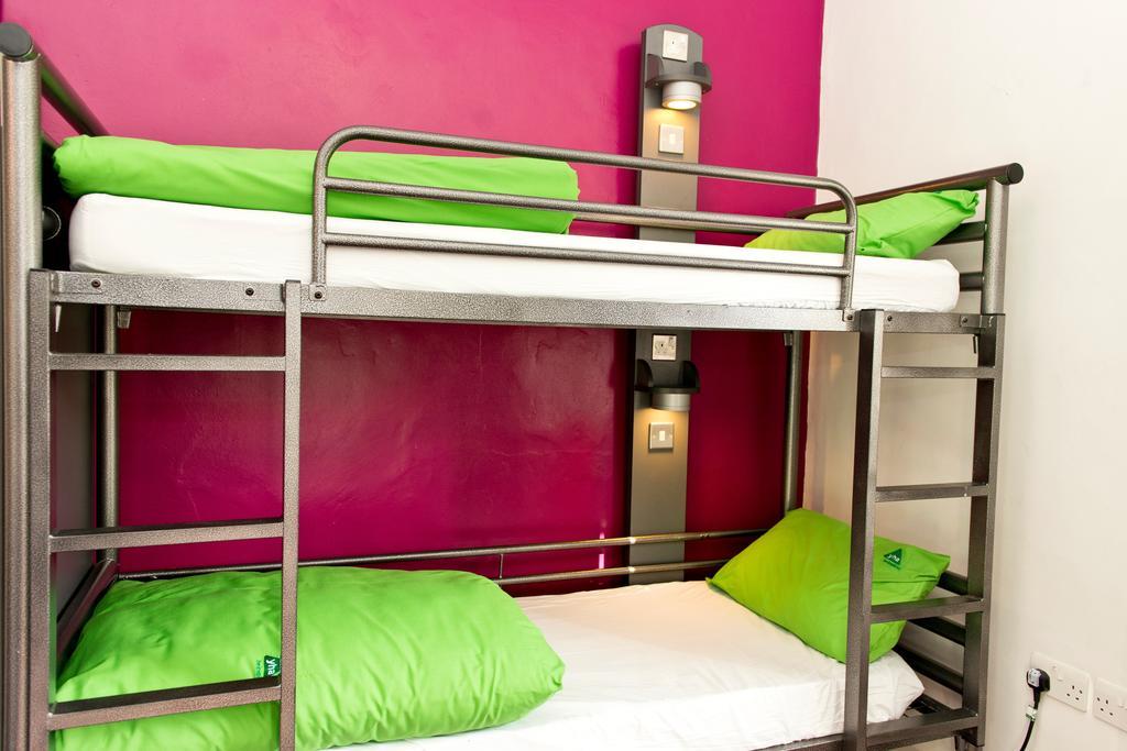Yha Hostel *